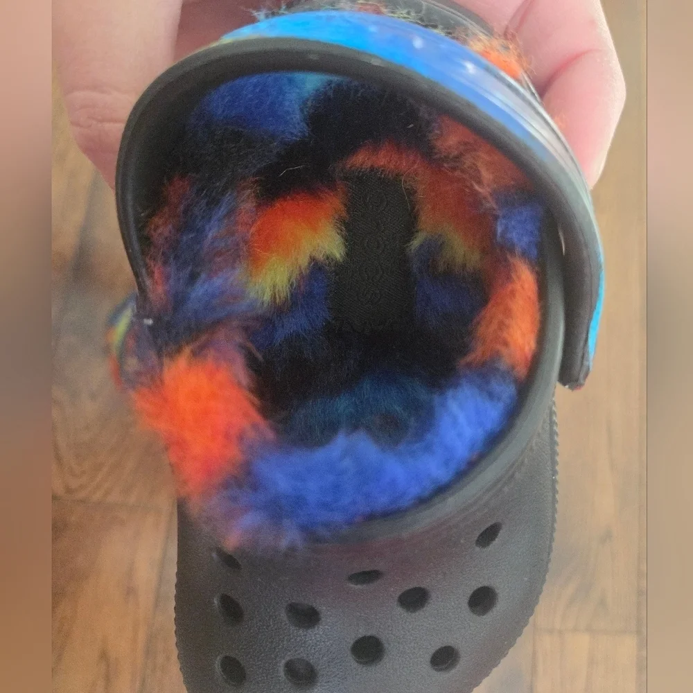 Crocs For Toddler Black With Multi Color Faux Fur Lining Size 5